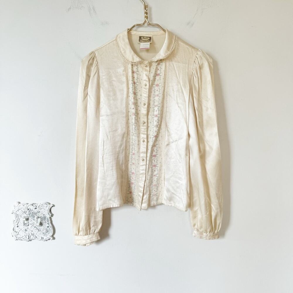 Gunne Sax Ivory Satin Blouse with Lace Panel